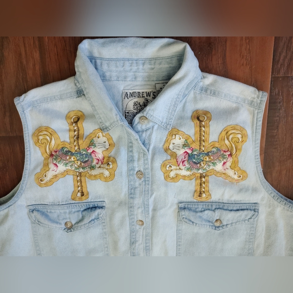 Custom vintage 90s carousel cats sleeveless denim button down Size M - Picture 3 of 6